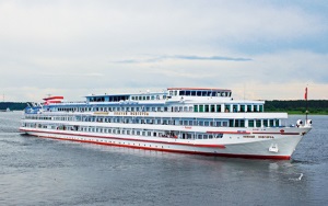 Hajózással Astrakhan, az Alsó-Volga, sétahajózás a Volga Astrakhan Budapest körutazás (hajóút Budapest Astrakhan) Hajózással Astrakhan, a Volga alsó folyásánál, sétahajózás a Volga Astrakhan Budapest körutazás