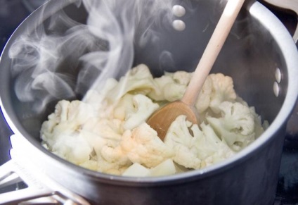 Recept karfiol püré csecsemők, hogyan kell főzni, és fagyasztva szilárd ételek (tört) Recept karfiol püré csecsemők, hogyan kell főzni, és fagyasztva csalit