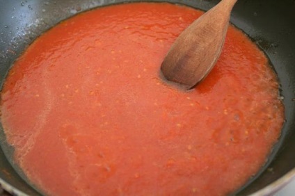 Recept leves kagyló nápolyi (Zuppa di cozze alla Napoletaná), lépésről lépésre, fényképpel
