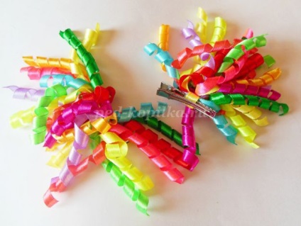 Gumi spirálja szatén szalagok (szalagok) Gum spirálja szatén szalagokkal