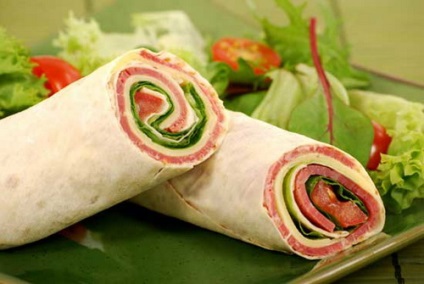 Tekercset lavash - Rolls receptje lavash - hogyan kell főzni (diétás) Tekercset lavash - Rolls receptje lavash - hogyan kell elkészíteni rendesen