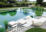 Pond, amely lehet úszni (lehet) Tó, amely lehet úszni