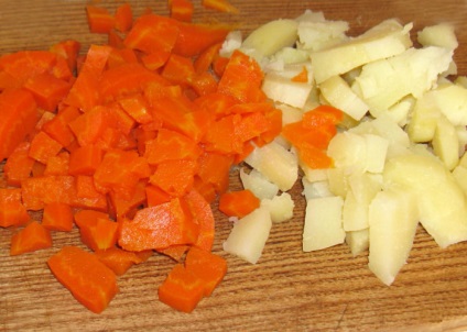 Saláta recept klasszikus kolbász és savanyúságok (recept) Saláta recept egy klasszikus kolbász és savanyúságok