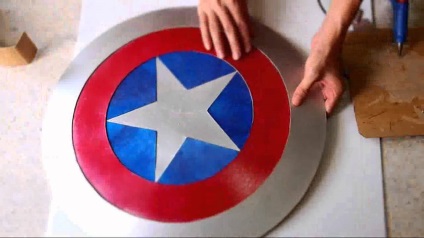 Készítsd el saját kezében pajzs Amerika Kapitány (Captain) Készítsd el saját kezében pajzs a Captain America