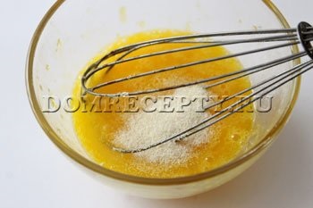 Cheesecakes a túró búzadara - egyszerű és finom receptet a fotó