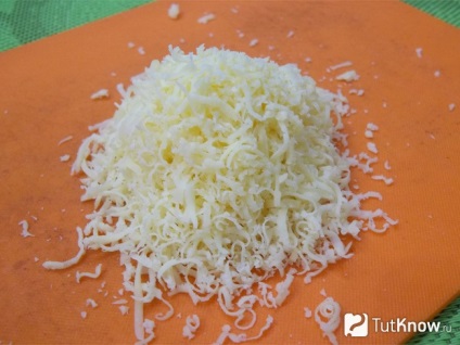 Sajtos spagetti-lépésben előállítására (nyers) Sajtos spagetti-lépésre főzés