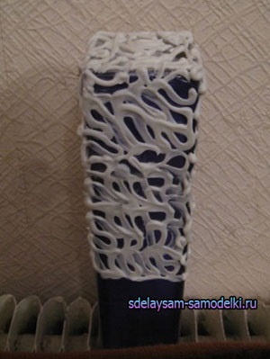 Lámpa kezével a ház (tejesdobozok) Lámpa kezével a ház