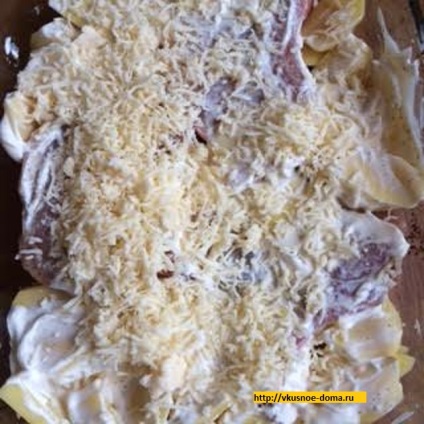 Karaj sült a kemencében burgonyával, sajttal - ízletes házi
