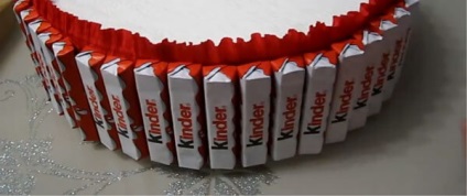 Sütemények a „Kinder” kezét, a mester osztály (saját) Sütemények a „Kinder” kezét, mesterkurzus