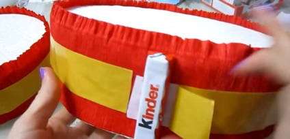 Sütemények a „Kinder” kezét, a mester osztály (Kinder) Sütemények a „Kinder” kezét, mesterkurzus