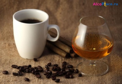 Harm és előnyök a használatát kávé konyak