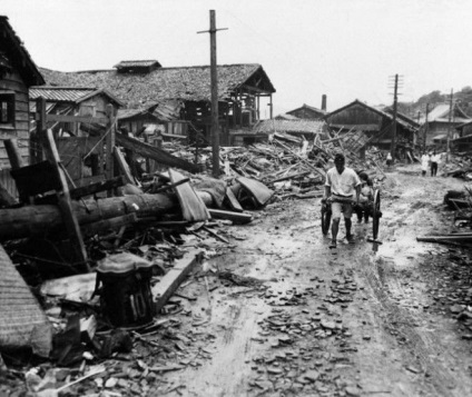 Hirosima és Nagaszaki bukása után az atombomba