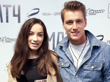 Aleksey Vorobev és Victoria Dayneko szétnyílt egy évvel későbbi kapcsolatok (veréb) Aleksey Vorobev és Victoria Dayneko szakítottunk egy év után kapcsolat