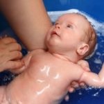 Az atópiás dermatitis csecsemők elsősegély, a kezelés és a tünetek