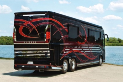 Amerikai luxus kemping buszok, a legdrágább lakóautó