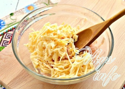 Palacsinta sonkával és sajttal recept egy fotó