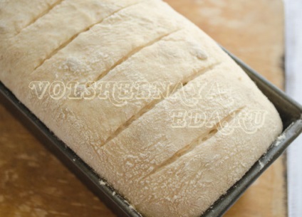 Teljes kiőrlésű kenyér otthon (fotó)