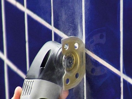 Hogyan tisztítsa meg a hézagok a csempe a fürdőszobában