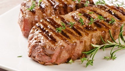 Mi hátszín steak és hogyan kell főzni Academy T-Bone