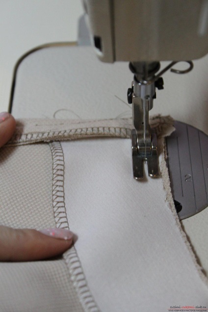 Ez a részletes Master Class képek és Pattern betanítási varrás saját kezében blúz baszkok (blúz minta baszkok) Ez a részletes Master Class képek és Pattern tanítanak varrás saját kezében blúz baszkok