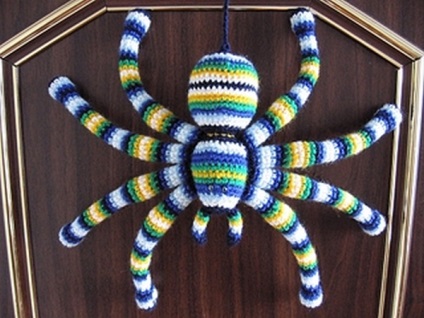 Amigurumi horgolt játékok - egér, tengeri teknős, méh, sertés (játékok) Amigurumi horgolt játékok - egér, tengeri teknős, méh, sertés