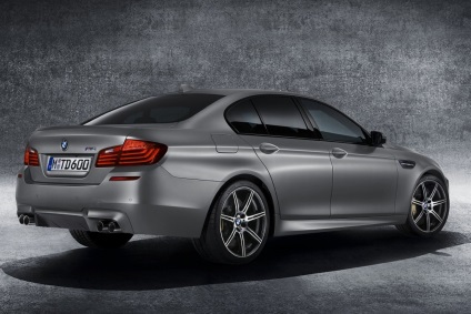 Hogyan bmw (BMW) M5 (M5) 30 éves