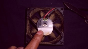 Hogyan erősít a tápegység ventilátor nélkül csavarhúzó, saját kezűleg
