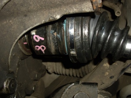 Függetlenül helyébe ordít SHRUS a Toyota Corolla E11, kézi autós (helyett Bellow SHRUS) Függetlenül helyébe ordít SHRUS a Toyota Corolla E11, kézi autós