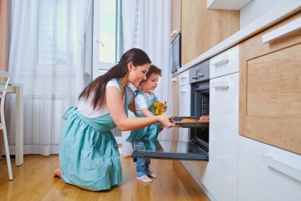 Főzés alapjait, hogyan kell tanítani a gyermeket, hogy főzni