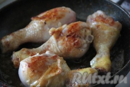 Csirke tejszínes gombamártással - recept fotókkal
