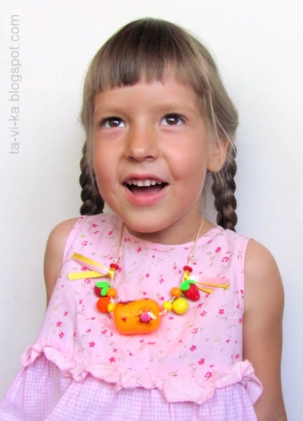 Terápiás gyöngyöket a Kinder (Kinder) Terápiás gyöngyök a Kinder