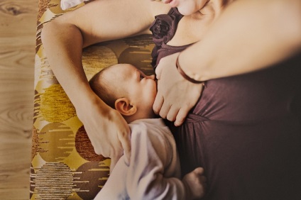 Master-osztály kapcsolódási baba a mell fekvő - Cikk
