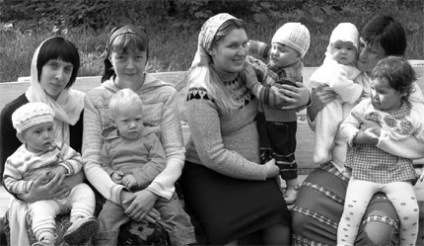 Az anyaság - boldogság, vagy a munka, a magazin „ortodox Bulletin”