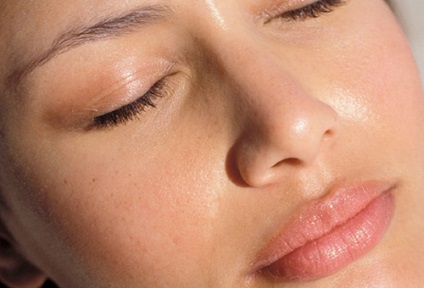 Mattító krém az arc - gyógyír a zsíros bőr