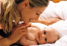 Anyatej - a legfontosabb, hogy a gyermek egészségére! Hogyan ne veszítse el a tejet a szülés után