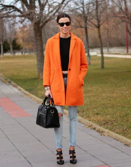 Narancssárga kabát létre fog hozni egy világos, napos hangulat