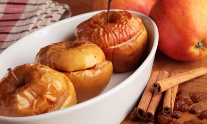 Sült alma a sütőben - sült almával receptek