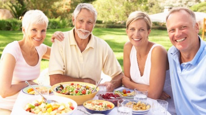 Étkezés idősebbek tanácsokat, tippeket