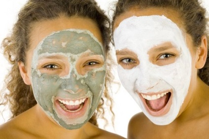 Tápláló arcpakolás otthon száraz, zsíros és normál bőrre