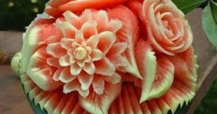 Kézműves görögdinnyét saját kezűleg