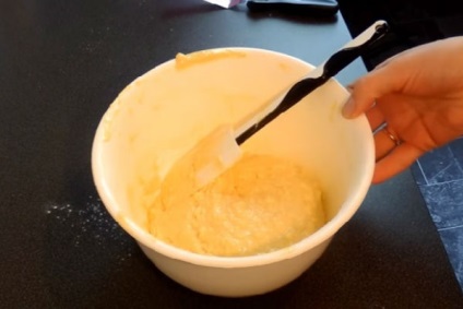 Lépésről lépésre recept GOST Cake galamb tejet, hogyan kell csinálni otthon (sfoto)