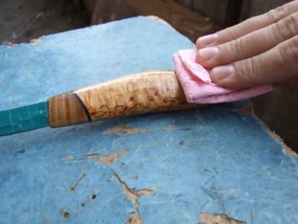 A kezelés a kés fogantyúk fából kezük - oleor - zene és szöveg a pótkocsi