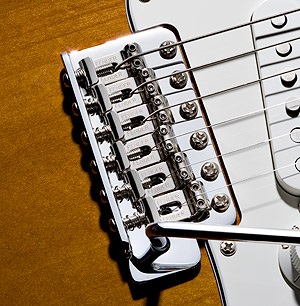 Öt, hogyan lehet javítani a hangot az elektromos gitár
