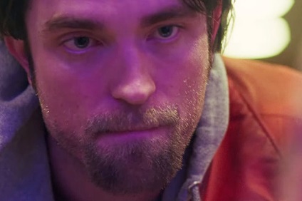 Robert Pattinson egy lakókocsiban bűnügyi dráma sefdi testvér - egy jó ideje, pletyka