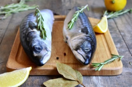 Makréla sült fólia citromos - recept fényképpel (citrom) Makréla sült fólia citromos - a recept egy fotó