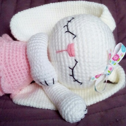 Otus kezébe a minták Amigurumi játékok