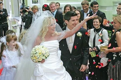 Esküvői Yulii Nachalovoy