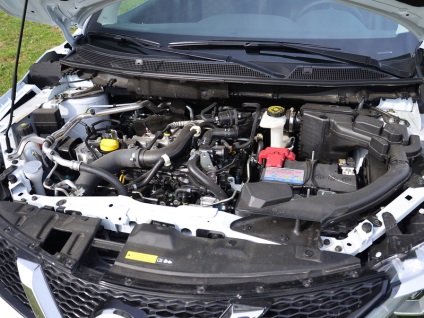 Tesztelik az új Nissan Qashqai 1, 2 turbo bot nem akadály