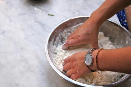 16 csodálatos módja annak, hogy egy nagy idő a gyerekek otthon (kiváló) 16 csodálatos módja annak, hogy egy nagy idő a gyerekek otthon
