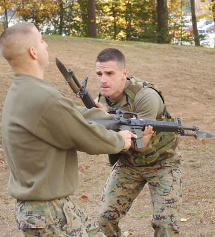 Army fodrász, si vis pacem, para bellum! (Katonai Flattop) Army fodrász, si vis pacem, para bellum!